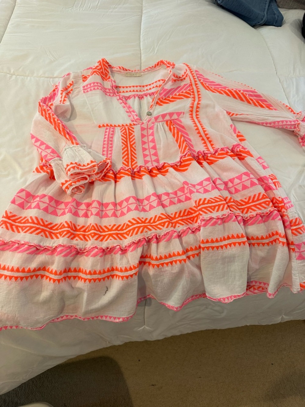 Women’s summer dress with bright colors!
